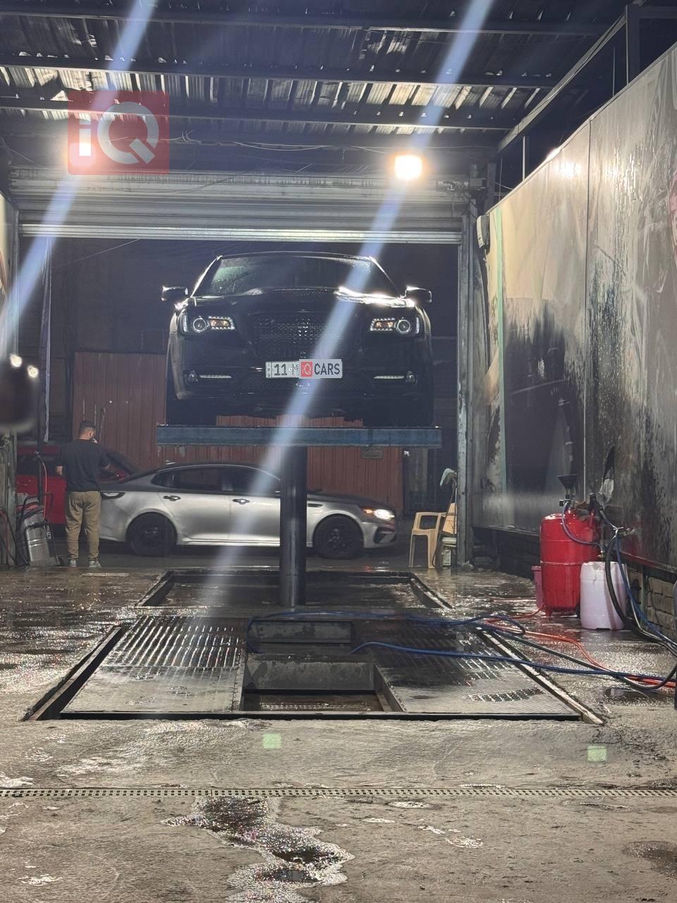 کرایسلەر 300